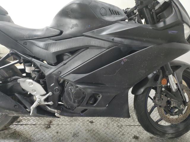 MH3RH17Y2LK003154 - 2020 YAMAHA YZFR3 BLACK photo 5