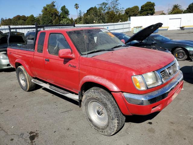 1N6ED26Y6YC437544 - 2000 NISSAN FRONTIER KING CAB XE RED photo 4
