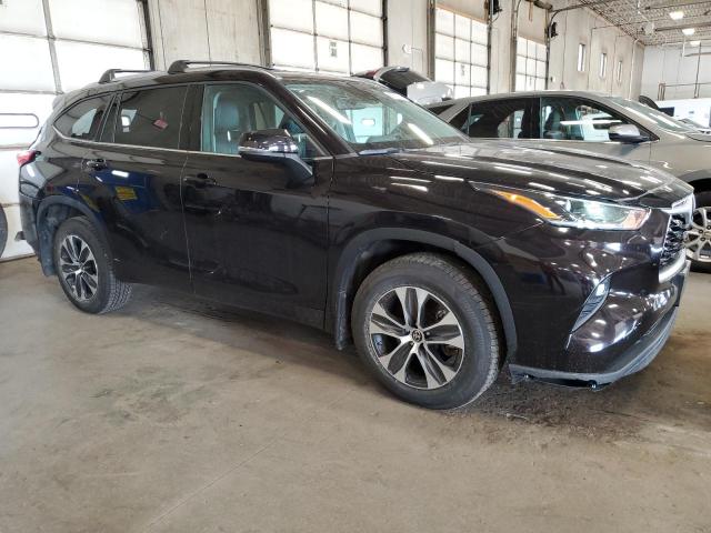5TDHZRBH5MS132819 - 2021 TOYOTA HIGHLANDER XLE Schwarz Foto 4