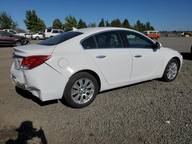 2G4GS5ER0D9221781 - 2013 BUICK REGAL PREMIUM WHITE photo 3