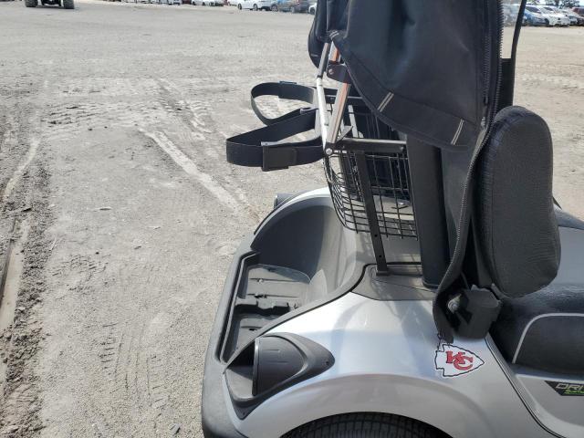 J0B213050 - 2019 YAMAHA GOLF CART SILVER photo 6