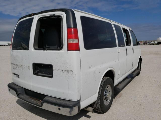 1GBWGRFF6F1276583 - 2015 CHEVROLET EXPRESS G2 LT WHITE photo 4