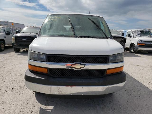 1GBWGRFF6F1276583 - 2015 CHEVROLET EXPRESS G2 LT WHITE photo 9