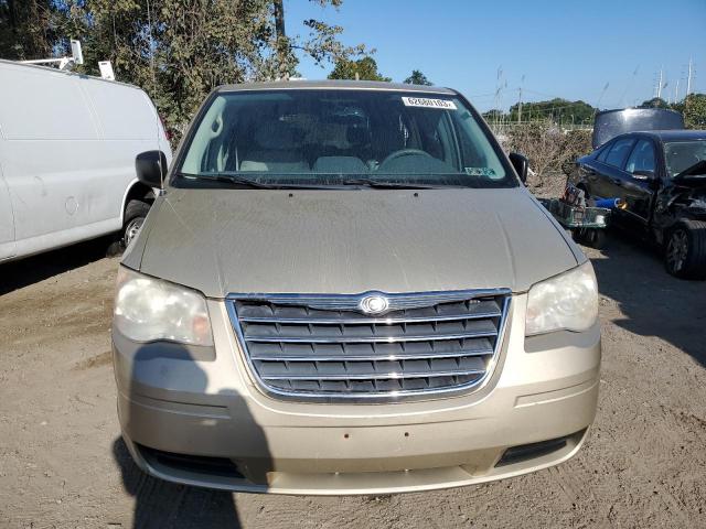 2A4RR2D10AR365808 - 2010 CHRYSLER TOWN & COU LX GOLD photo 5