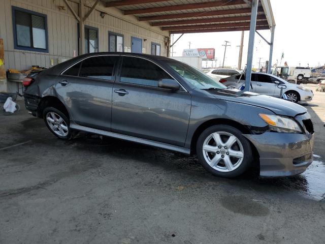 4T1BK46K37U008210 - 2007 TOYOTA CAMRY LE Grau Foto 4