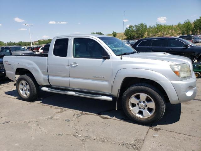 5TETU4GN0AZ710169 - 2010 TOYOTA TACOMA PRERUNNER ACCESS CAB SILVER photo 4