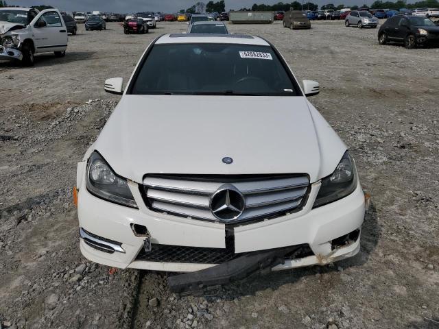 WDDGF4HB4DR288963 - 2013 MERCEDES-BENZ C 250 WHITE photo 5