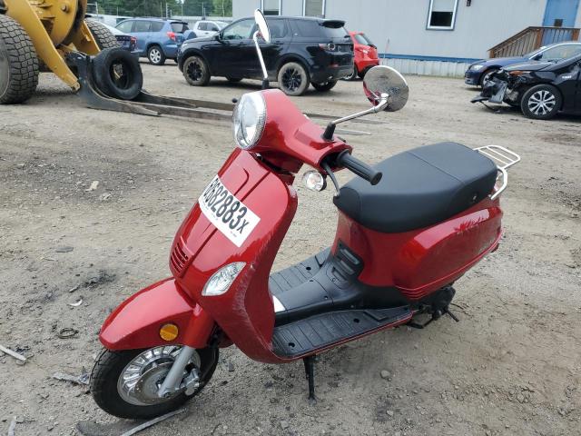 L5YACBAS1P1105649 - 2022 WOLF SCOOTER RED photo 2