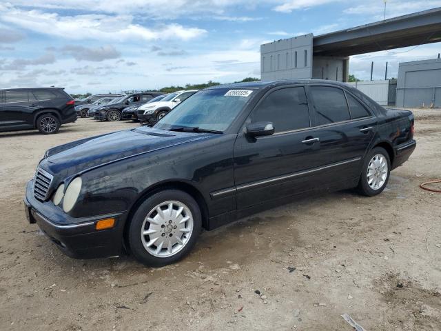 2001 MERCEDES-BENZ E 320, null