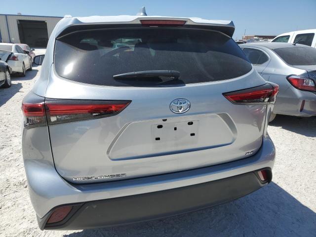 5TDGZRAH2NS545411 - 2022 TOYOTA HIGHLANDER XLE Արծաթագույն լուսանկար 6