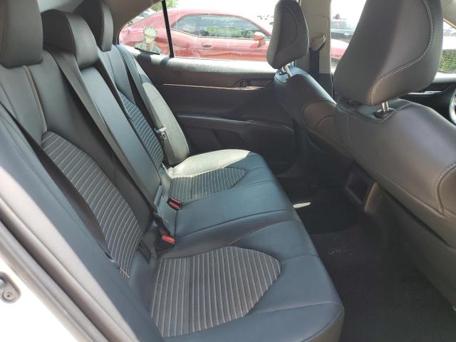 4T1G11AK0PU769369 - 2023 TOYOTA CAMRY SE NIGHT SHADE WHITE photo 10