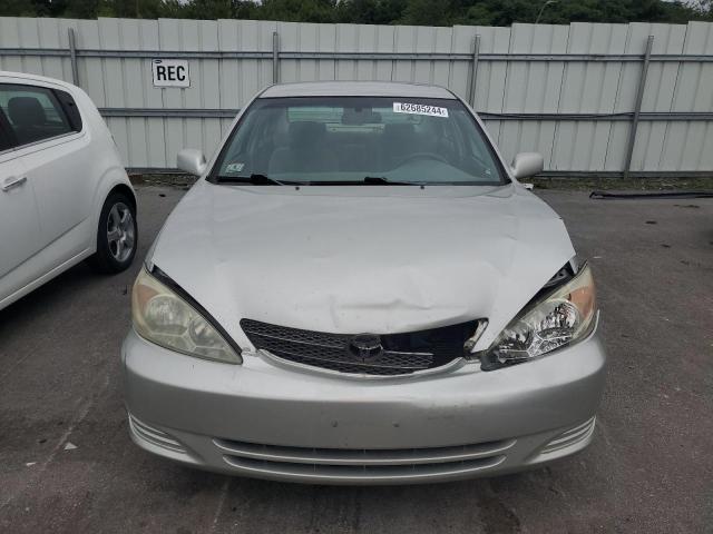 4T1BE32K44U316960 - 2004 TOYOTA CAMRY LE SILVER photo 5