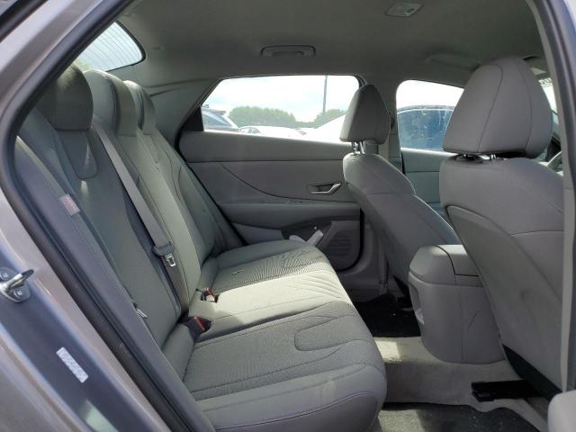 KMHLL4DG9RU741543 - 2024 HYUNDAI ELANTRA SE ვერცხლისფერი ფოტო 10