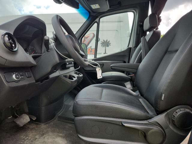 W1Y40CHY4PT130008 - 2023 MERCEDES-BENZ SPRINTER 2500 WHITE photo 7
