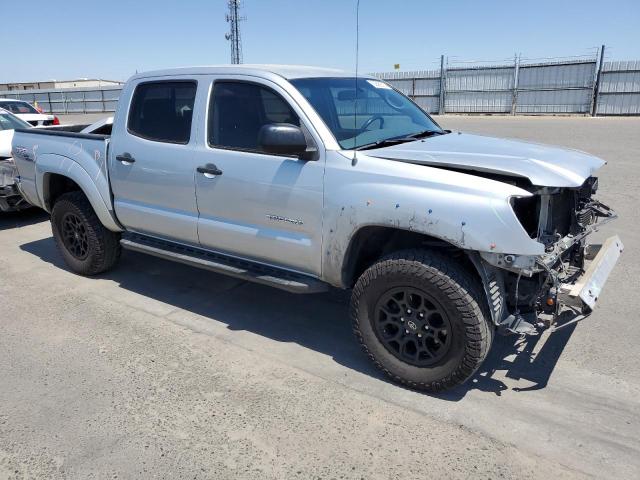 5TEJU62N76Z166769 - 2006 TOYOTA TACOMA DOUBLE CAB PRERUNNER SILVER photo 4