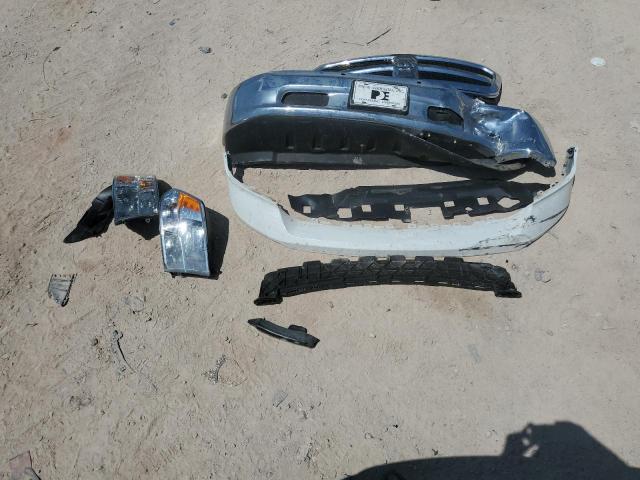 3C6RR7LG0NG380840 - 2022 RAM 1500 CLASS SLT 白色 照片 12