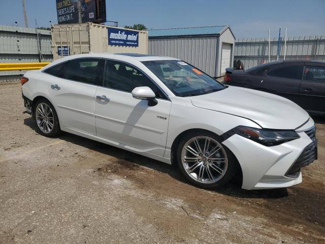 4T1DA1AB7MU005694 - 2021 TOYOTA AVALON LIMITED WHITE photo 4