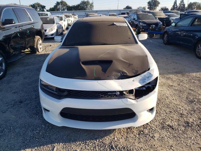 2C3CDXGJXKH688827 - 2019 DODGE CHARGER SCAT PACK WHITE photo 5