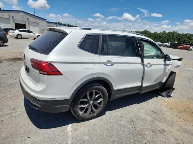 3VV3B7AX1PM080199 - 2023 VOLKSWAGEN TIGUAN SE Weiß Foto 3