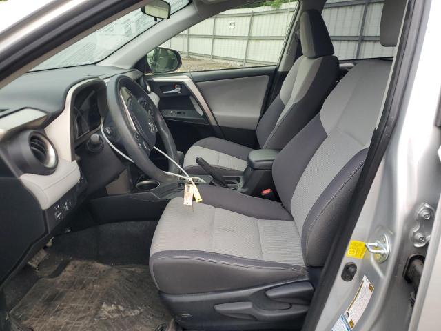 JTMRFREV4FD170832 - 2015 TOYOTA RAV4 XLE SILVER photo 7