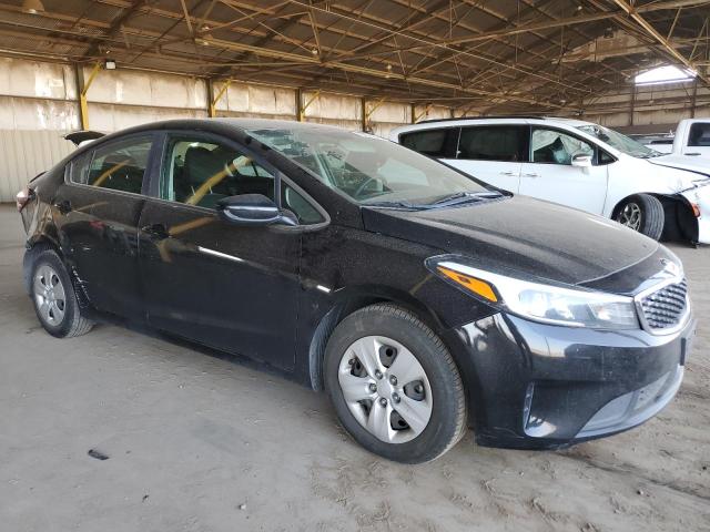 3KPFK4A73JE168232 - 2018 KIA FORTE LX BLACK photo 4