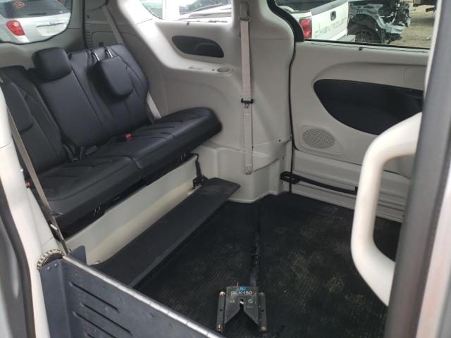 2C4RC1BGXJR115596 - 2018 CHRYSLER PACIFICA TOURING L SILVER photo 11