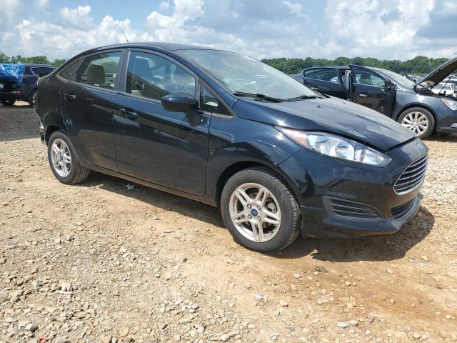 3FADP4BJ2KM114100 - 2019 FORD FIESTA SE Чорний фото 4