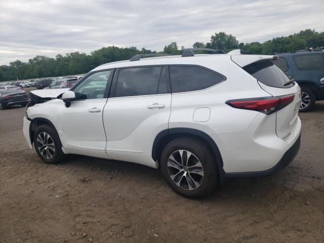 5TDGZRBH0NS589020 - 2022 TOYOTA HIGHLANDER XLE Սպիտակ լուսանկար 2