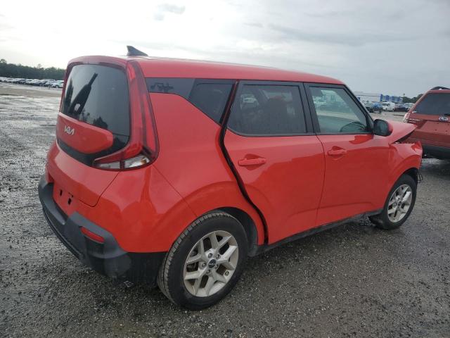 KNDJ23AU8N7154682 - 2022 KIA SOUL LX RED photo 3