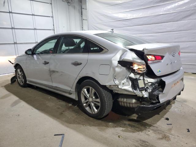 5NPE34AF7JH727907 - 2018 HYUNDAI SONATA SPORT 银色 照片 2