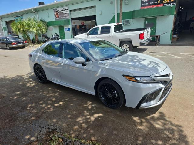 4T1K61AK5RU220295 - 2024 TOYOTA CAMRY XSE GRAY photo 1