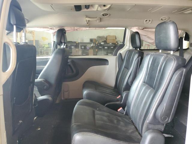 2C4RC1BG9CR400180 - 2012 CHRYSLER TOWN & COU TOURING WHITE photo 11