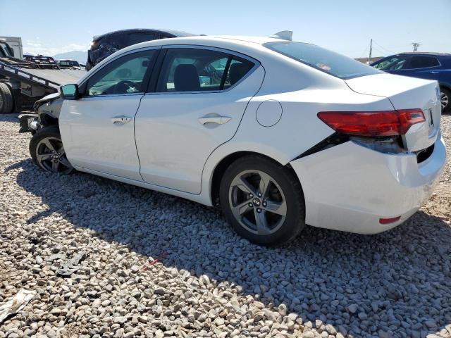 19VDE1F37DE021251 - 2013 ACURA ILX 20 WHITE photo 2