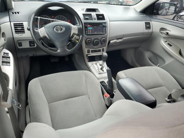 2T1BU4EE1DC031732 - 2013 TOYOTA COROLLA BASE Սև լուսանկար 8