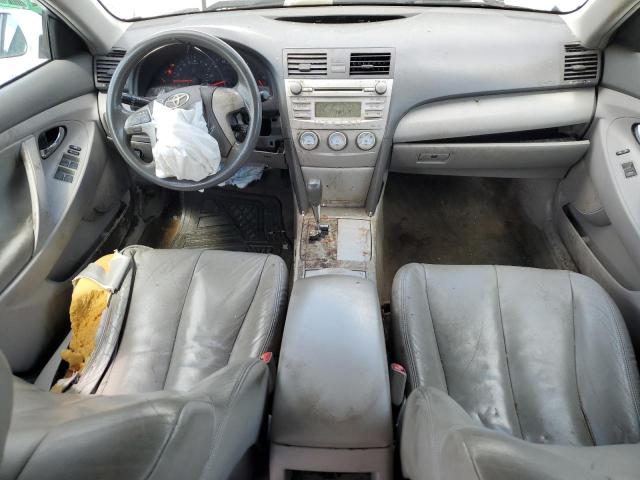 4T1BF3EK3AU579736 - 2010 TOYOTA CAMRY BASE WHITE photo 8