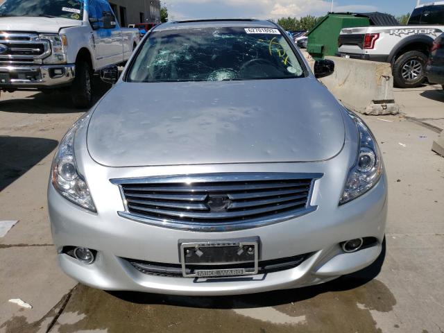 JN1CV6AR0FM650613 - 2015 INFINITI Q40 SILVER photo 5