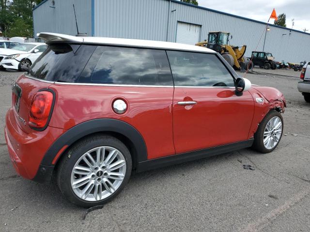 WMWXP7C57G2A44053 - 2016 MINI COOPER S RED photo 3