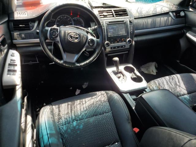 4T1BF1FK7EU372646 - 2014 TOYOTA CAMRY L Silber Foto 8