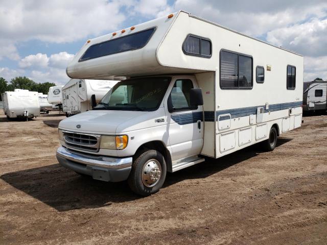 1FDXE40S9XHB16877 - 2001 GULF STREAM CAVALIER E450 SUPER DUTY CUTAWAY VAN RV WHITE photo 2