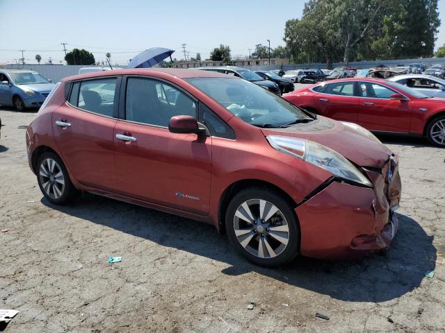 1N4AZ0CP9FC300779 - 2015 NISSAN LEAF S RED photo 4