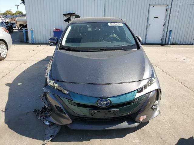 JTDKARFP8H3003253 - 2017 TOYOTA PRIUS PRIM 灰色 照片 5