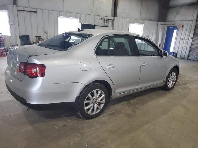 3VWRZ7AJ5AM054001 - 2010 VOLKSWAGEN JETTA SE SILVER photo 3