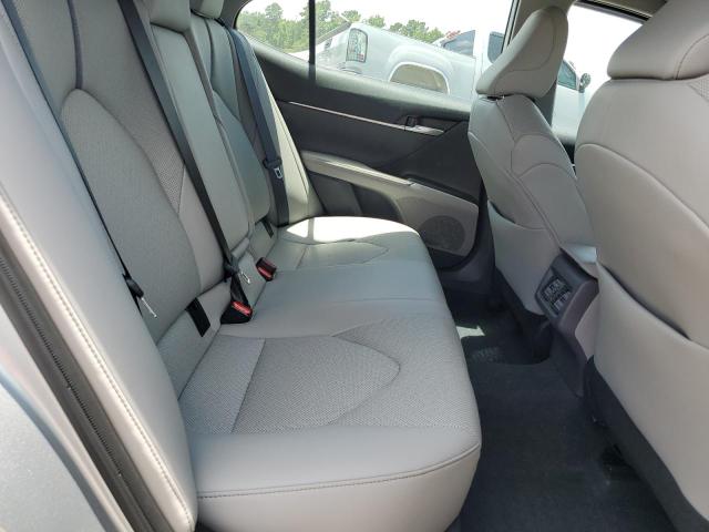 4T1FZ1AK3PU080902 - 2023 TOYOTA CAMRY XLE فضي صورة 10