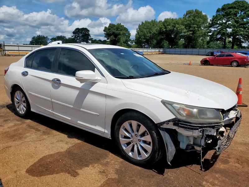 1HGCR2F84DA110921 - 2013 HONDA ACCORD EXL WHITE photo 4