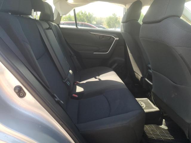 JTMG1RFV1KJ016482 - 2019 TOYOTA RAV4 LE Silber Foto 11
