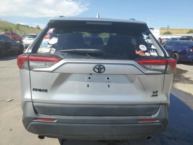 JTMG1RFV1KJ016482 - 2019 TOYOTA RAV4 LE Silber Foto 6