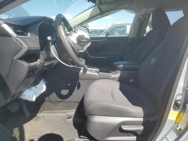 JTMG1RFV1KJ016482 - 2019 TOYOTA RAV4 LE Silber Foto 7