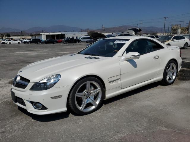 WDBSK71F79F155572 - 2009 MERCEDES-BENZ SL 550 WHITE photo 1