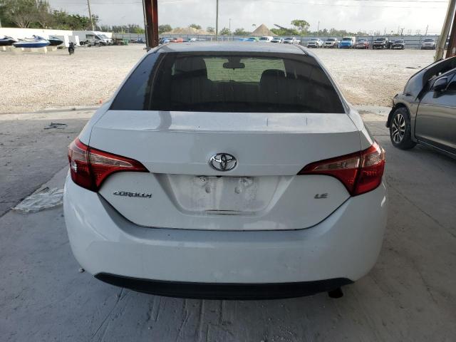 5YFBURHE3JP832022 - 2018 TOYOTA COROLLA L Ağ foto 6