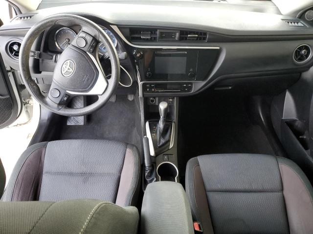 5YFBURHE3JP832022 - 2018 TOYOTA COROLLA L Ağ foto 8